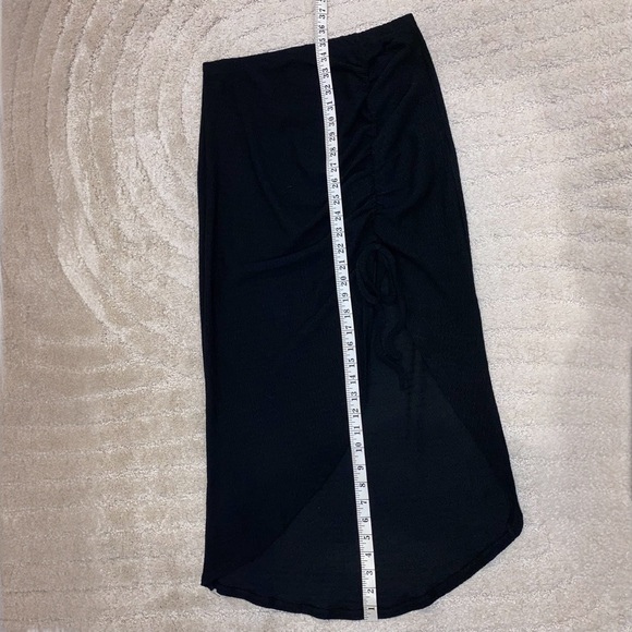 Cider Black Textured Midi Drawstring Ruched Skirt - Picture 5 of 8